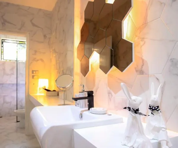 Hidden Habitat - Design Maison d'hôtes Bangkok