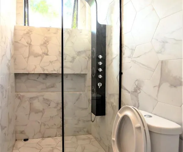 Maison d'hôtes Hidden Habitat - Design Bangkok