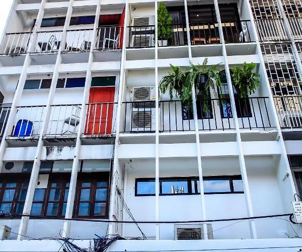 Hidden Habitat - Design Maison d'hôtes Bangkok